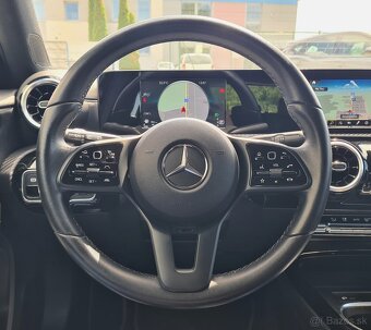 MERCEDES-BENZ A TRIEDA 200 D /T - 16