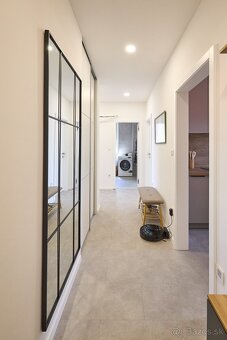 2 izbový, úplne nová rekonštrukcia centrum Žilina 64m2 - 16