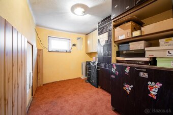 Unikátny 3-izbový byt so záhradou, bazénom, garážou a parkov - 16