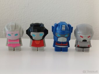 Kinder: Playmobil/Marvel/Harry Potter/DC/Super Mario/Dino - 16