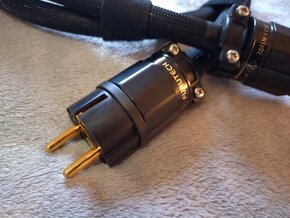 OYAIDE TUNAMI V2, FURUTECH FP-S 55N - 16