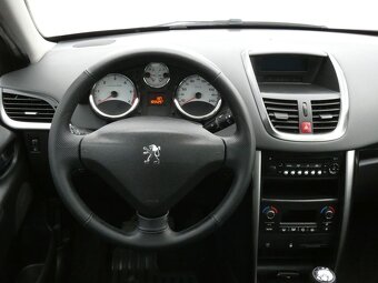 Peugeot 207 1.6 HDI SW panorama digi.klima - 16