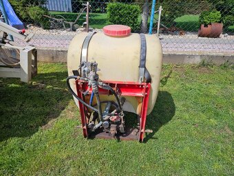 Rosič postrekovač - 16