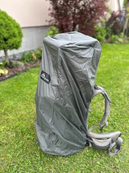 Detsky turisticky nosic MACPAC - 16