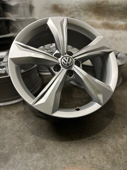 Hliníkové disky 5x112 R19 Audi Q5 SQ5 Q5 Sline - 16