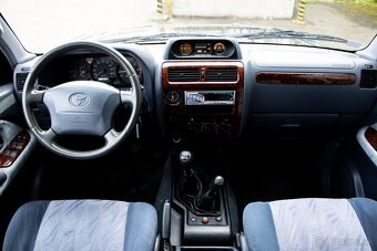 Toyota Land Cruiser 2000 - 16