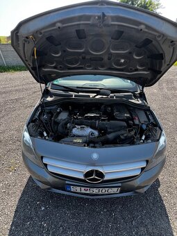 Mercedes Benz B200 - 16