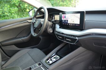 ŠKODA OCTAVIA COMBI 2.0 TDI DSG VIRTUAL KAMERA CRYSTAL LED - 16
