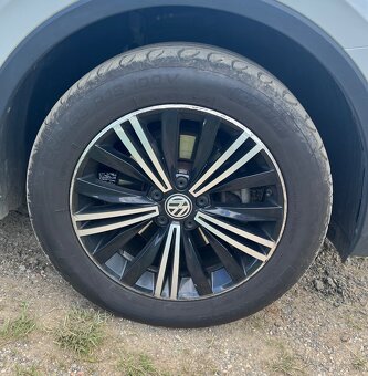 Volkswagen TIGUAN 2.0 TDI 4x4 110kw VirtualCockpit - 16