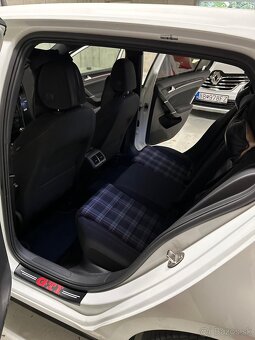 Volkswagen Golf GTi 2.0Tsi 2017 300ps M6 - 16