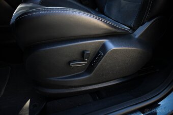 Ford S-Max 2.0 TDCi Titanium DPF A/T - 16