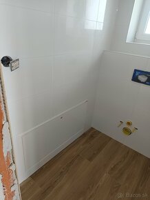 Kúpeľňa na kľúč – obklady, sanita, dlažba - 16