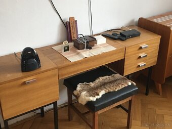 Nábytok retro darujem za odvoz - 16