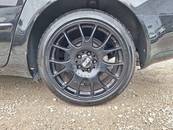 Audi A4 Avant 2.0 TDI Premium - AJ NA SPLÁTKY OD 39,90e - 16