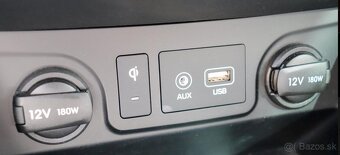 Hyundai Tucson 1.6 T-GDi Premium A/T 4x4 - 16