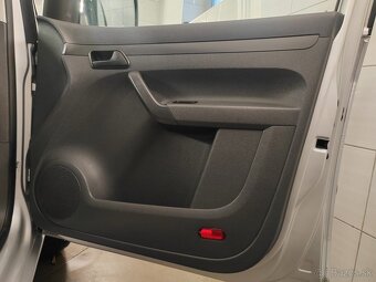 Volkswagen Caddy Maxi, 1,6tdi,75kW, r.v.2013 - 16