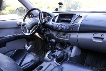 Mitsubishi L200 2.5 DI-D Double Cab A/T 4x4 - 16