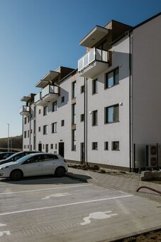 2-izb.byt A11-4 s balkónom v II.ETAPE projektu Dvorníky - 16