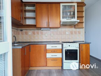 Exkluzívne zrekonštruovaný 3-izbový byt s loggiou - 16