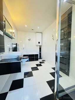 Na predaj priestranný 4i RD v obci Gajary. - 16