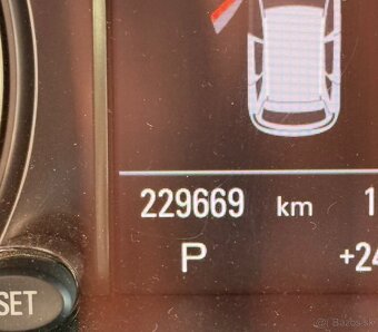 Audi Q5 3.0 TDI quattro 176 kW (239 k) – Automat, 4x4,2011 - 16