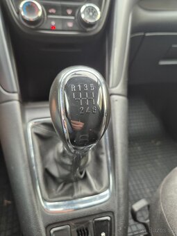 Opel Zafira Tourer 2.0 CDTi - 16