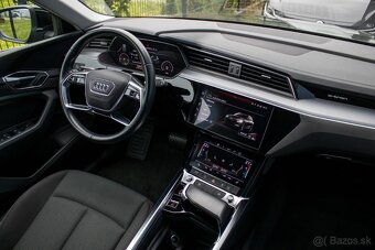 Audi E-tron 50 quattro - 16