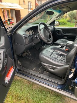 Jeep Grand Cherokee 4.0 - 16