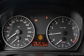 BMW 320si E90 limitovaná edícia - 16