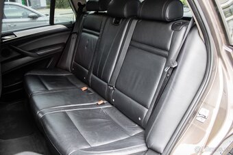 BMW X5 xDrive40d - 16