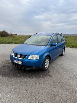 VW Touran 1.6 FSI – 7 miest, STK 11/2027, benzín - 16
