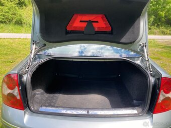 VW Passat 1,9TDi - 16