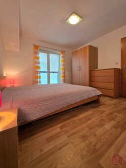 Apartmán, Nová Lesná, 46m2 + balkón, park. miesto, zariadený - 16