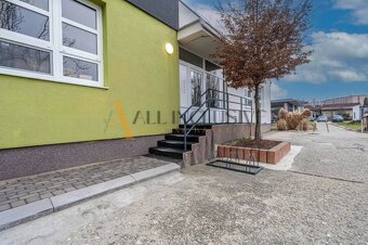 ALL INCLUSIVE I REPREZENTATÍVNE KANCELÁRSKE PRIESTORY NA PRE - 16