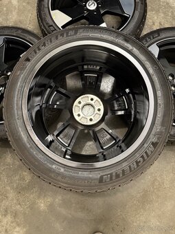Zimná sada Volvo 5x108 R19 , 245/45/19 Volvo EX30 - 16