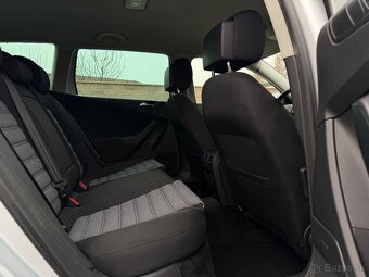 Volkswagen Passat 2.0 TDI Highline - 16