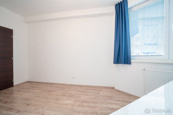 Na prenájom slnečný 3-izbový byt v Malackách - 16