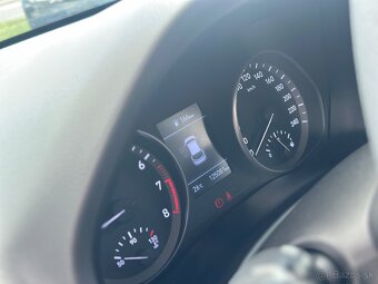 HYUNDAI I30 ,SW , Kupovane na SR , TOP STAV - 16