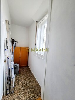 Ponúkame na predaj 2- izbový byt na  Jakubovom námesti - 16