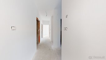 4 izbové rodinné domy, 2x kúpeľňa, špajza, tepelné čerpadlo - 16