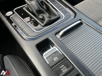 Volkswagen Passat 1.5 TSI DSG Business, F1 radenie, SR - 16
