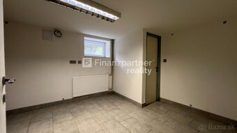 Rodinný dom s pozemkom 1396 m², Šurany, Nové Zámky - 16