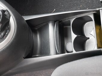 Honda Civic 7g, 1.6i VTEC (81kW) - 16