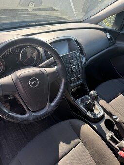 Opel ASTRA-J, 1,4 benzín, 2010 - 16