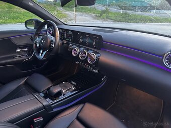 MERCEDES BENZ A250 e 2020 - 16