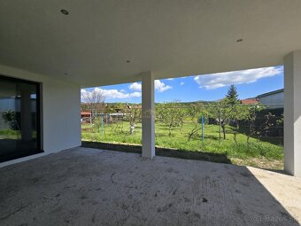 NOVÝ 4i RD 112 m² s terasou 27 m² + 600 m² pozemkom / Ďurkov - 16