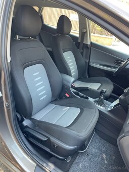 KIA Ceed 1.6 GDI - 16