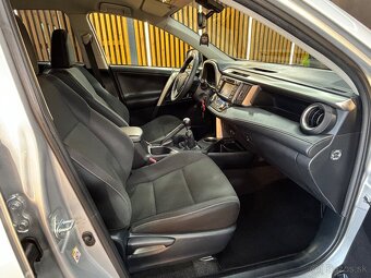 Toyota RAV4 2.0 l D-4D Active - 16
