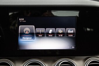 Mercedes Benz E220d - 16