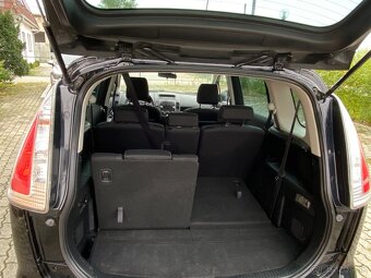 MAZDA 5 - 16